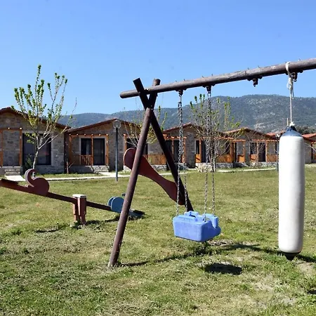 בית נופש Begonvillage *